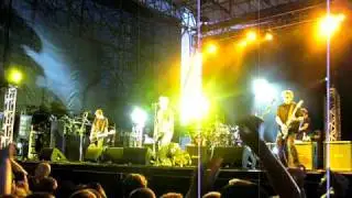 The Offspring - Come Out and Play **Live