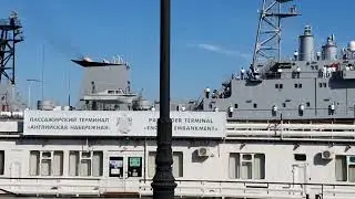 В наш офис в СПб Английская наб. 52, можно приехать не только на наземном и подземном тр-те 🚗🚇.