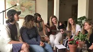 Autour du feu pour Petite-Vallée - Pendant que...