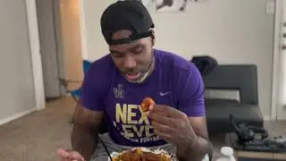 Trying Ronnie’s Seafood Mac n cheese…. || ItsKJ