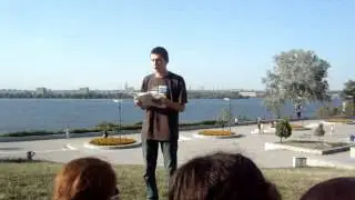 Стас Панасейко - нарисованный карточный домик