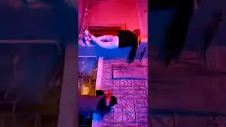 حسام اوزو اتجنن في عيدميلاد مهند كريزبو