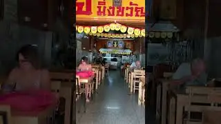 #travelvlog #vegandiet #thailand #veganfood #chiangmai