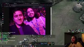Silver jugando con amigos