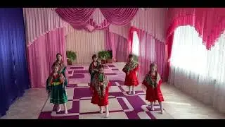 Народный танец с платками. Подготовительная группа.