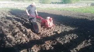 МТЗ Беларусь 05 в работе
