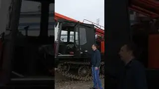 Трехместная кабина ТЛП-4М на буровой машине