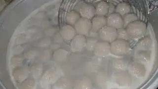 TRIK MENCETAK PENTOL BAKSO MENGGUNAKAN TANGAN