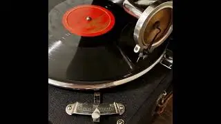 Патефон POLYPHOV MUSIK .  После реставрации.