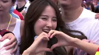 Coldplay - Hymn For The Weekend(Alan Walker Remix)Live Performance at Tommorowland Belgium