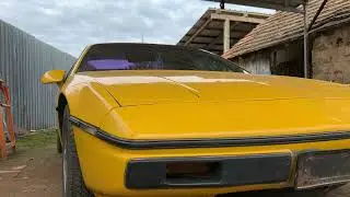 Pontiac Fiero - 2.5 L