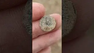 Orientální mince najitá v zemi detektorem kovů #metaldetecting #metaldetector #archaeology #coin