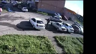 момент дтп с ребёнком на самокате