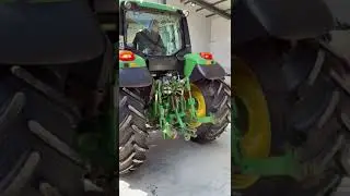 2008 John Deere 6630 4-wheeled tractor