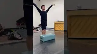 Ballerinas doing their part for TEAM USA 🇺🇸😆 #olympics #ballet #ballerina #teamusa #funnyvideo