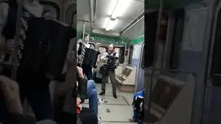 Шок для пассажиров метро! 