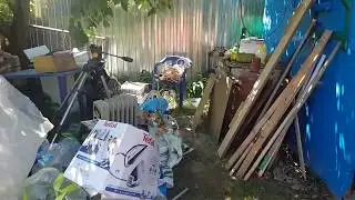 Что можно найти, убираясь в гараже?!