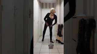 Disguised in business blond milf woman, downblouse cleavage & high heels ! Female mask crossdresser