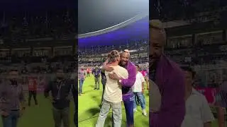 Shah Rukh Khan meeting the KKR team post win | 