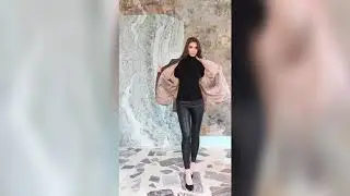 1. Батник из свакары и каракульчи комбинированный кашемировыми рукавами со сложной отделкой.