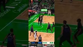 Jaylen Brown crosses up Luka then dunks on Kyrie & Gafford 😱