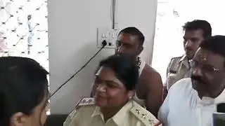 Apni Rajdhani - मंदिर में पंडित ने की महिला भक्त से छेड़छाड़।