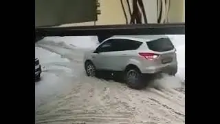 Наехал на женщину