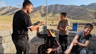 The Wrong Path: Hussein Seeks Freedom from the Grip of His Brother's Oppression*