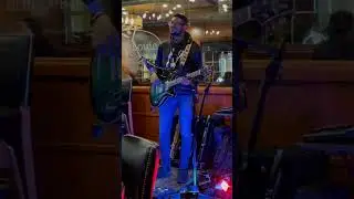 Monte Skelton quick guitar Improv over Tadow