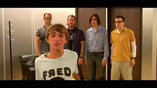OH MY GOD IT’S WEEZER