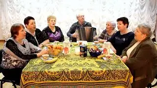 ОЙ, ЗАНЯЛАСЬ РЯБИНА ЗАРЁЙ АЛОЙ
