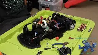 Ferrari. Raspberry Pi Camera. l298n. Xbox controller.