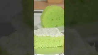 Готовлю и украшаю крошечный торт 🤩 Самый маленький торт в мире 🍰 #миникухня #youtubeshorts #minicake