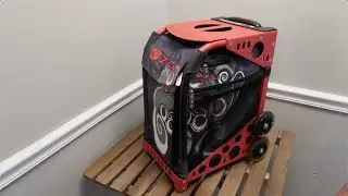 ZÜCA Rolling Bag for ice skates. (Zuca Sport - Magnetic Snap Type)
