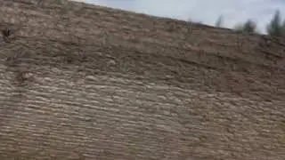 На кузове газ 53, на скорости