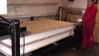 Machine for SIP and sandwich panels