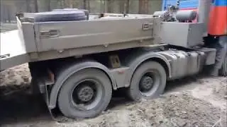 CATERPILLAR 785d. застрял трал