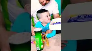 It made the little girl cry 😢 😭 
