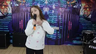 "Мама і я" Злата Крижанівська.