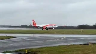 EasyJet Airbus A320 TakeOff Southampton Airport on a very wet runway