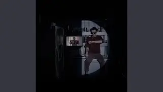 Она