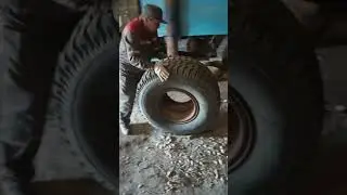 незаметно подходит