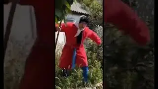 рабы работают @natural_albertovich #бабка