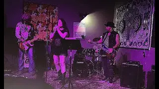 bad dog fight  The Zola Moon band