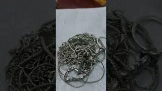 SILVER JEWELRY BROUGHT TO THE STORE. FLEA MARKET IN ISRAEL.