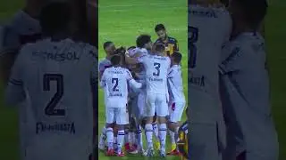 El GOLAZO a lo Zlatan de 🇧🇷 Guilherme Madruga está nominado al #Puskás.