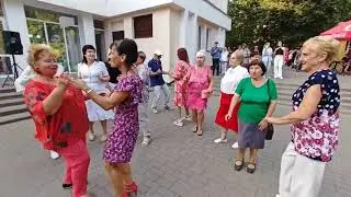 24.08.24г..."СОНЕЧКО"... Сергей Пискун... звучит на танцполе в Гомельском парке...