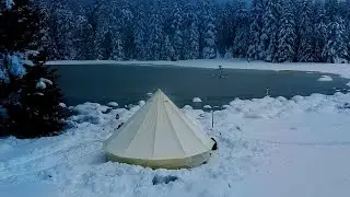 WARM TENT CAMPING DURING A SEVERE SNOW STORM / OUR TENT FROZED OVER
