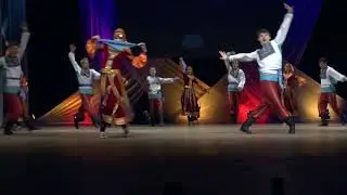 "Ой, вы, цыгане..." танец Некрасовских казаков, исполняет выпускная группа (фрагмент)