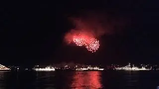 Праздничный салют в Севастополе